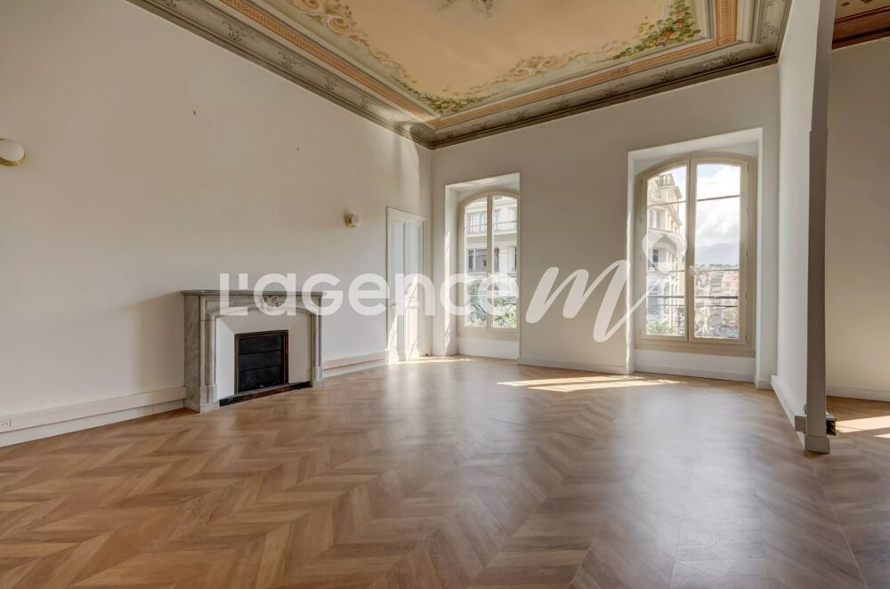 Appartement 6 pièces 160 m² · à Nice · 160 m² · 1 060 000 €