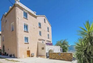  Maison à vendre 15 + pièces 300 m²