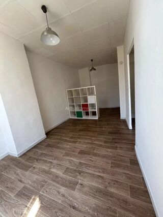  Appartement à louer 1 pièce 27 m²