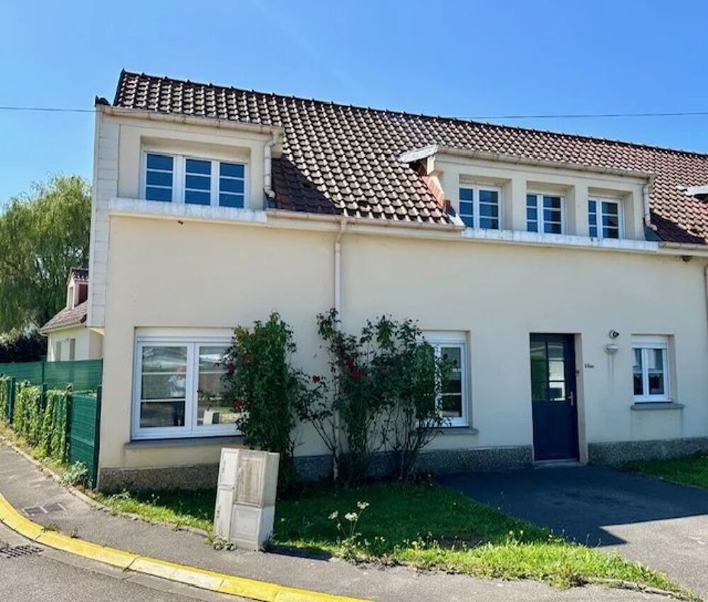 Maison semi-indépendante pour investissement