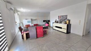  Appartement à louer 3 pièces 92 m²