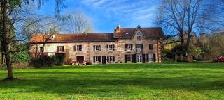  Maison à vendre 15 + pièces 479 m²