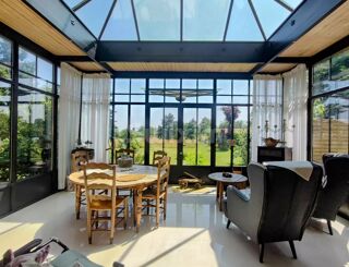  Villa � vendre 15 + pi�ces 556 m�