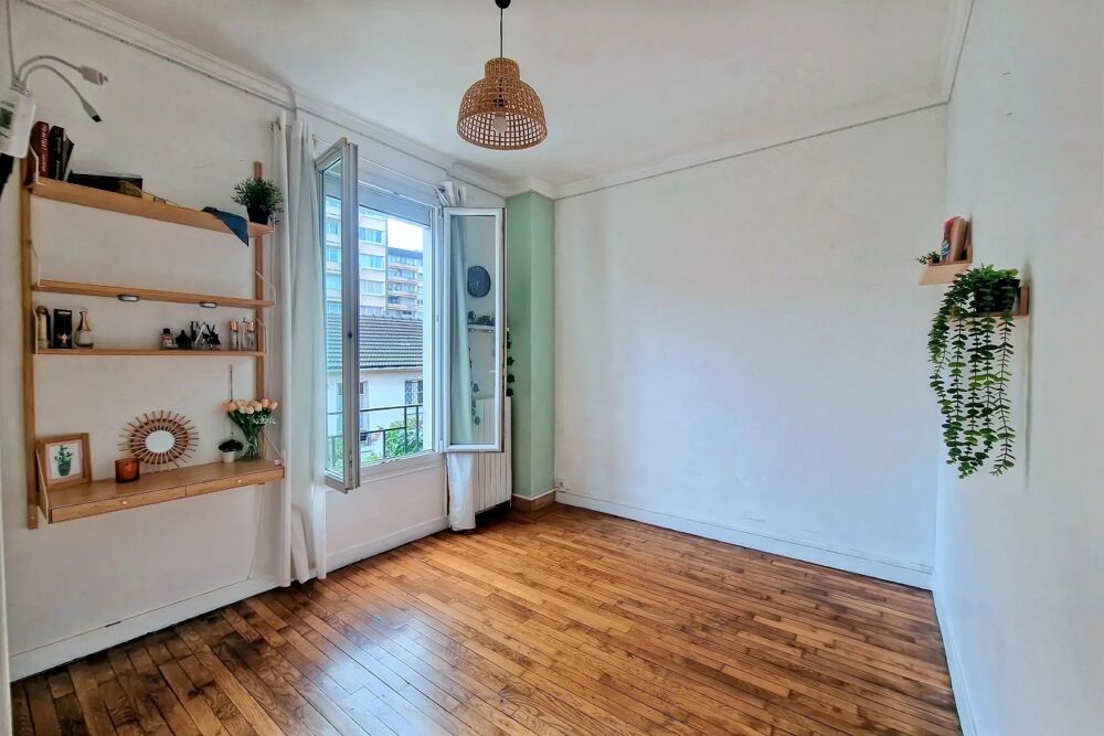 Vente Villa MAISON FAMILIALE AVEC STUDIO INDÉPENDANT ET JARDIN – IMPASSE CAL Villemomble