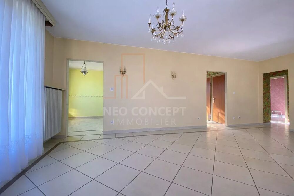 Maison plain pied 4 pièces 95 m² - parcelle 768 m²