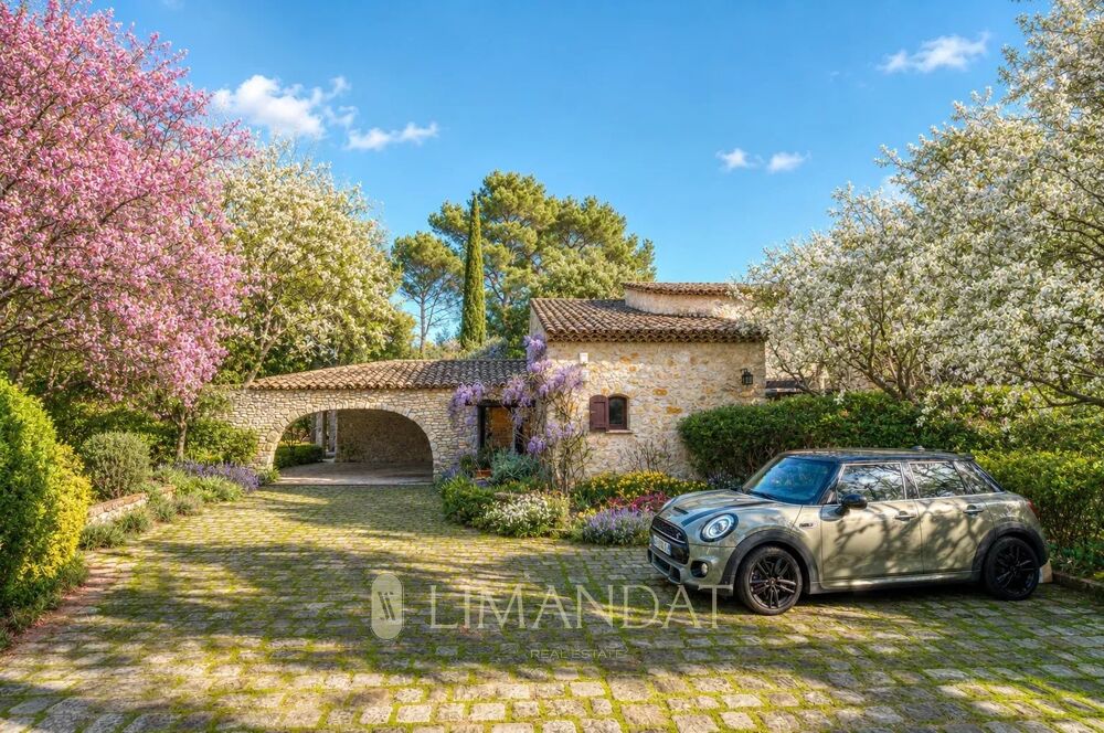 � vendre  Maison Saint-Paul-de-Vence (06570)