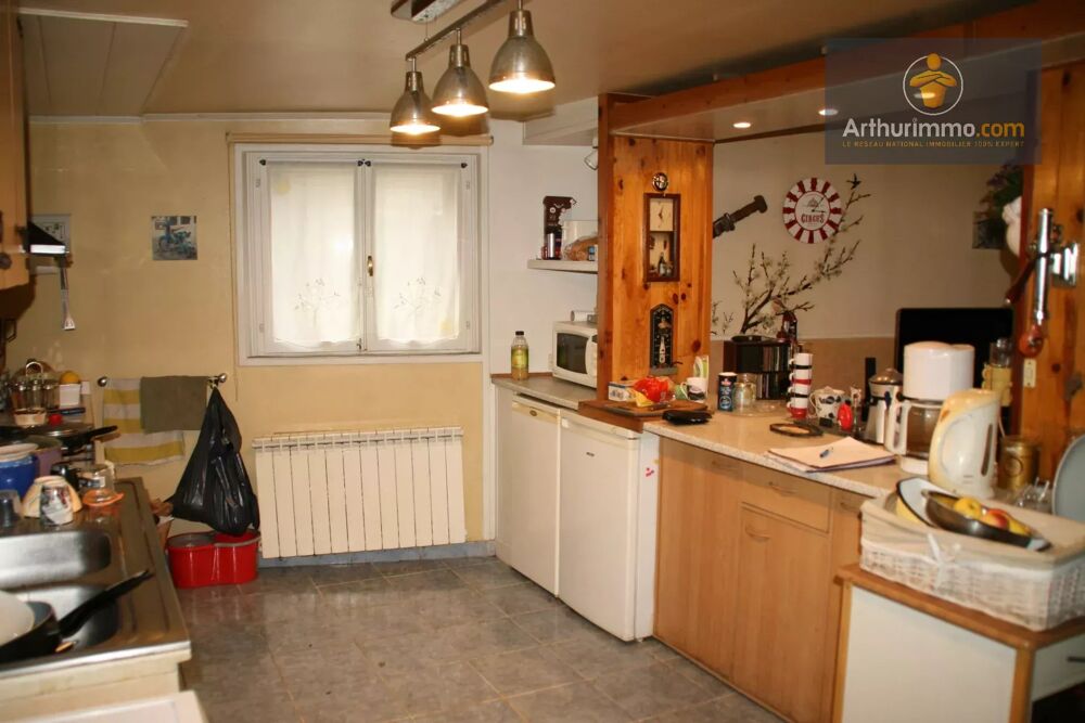 LANTILLAC MAISON 3 CHAMBRES AVEC TERR. 750 M²