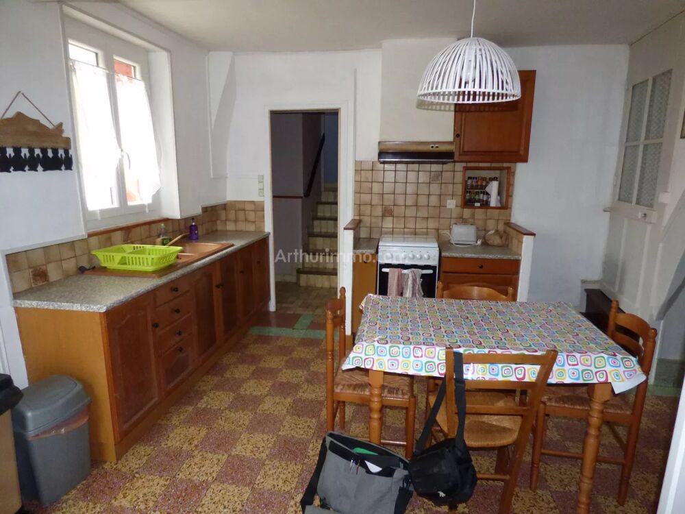 Maison 5 pièces 79 m² · à Vézelay · 79 m² · 84 900 €