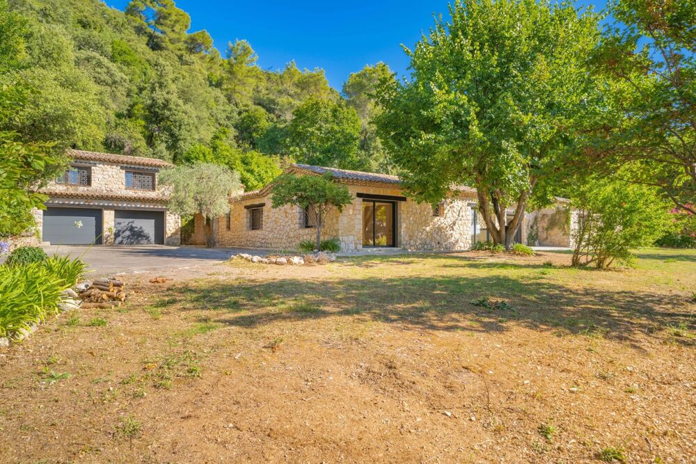 Vente Maison Le Tignet – Superbe villa de plain-pied en pierre, 300 m², terra Le tignet