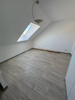  Appartement à louer 2 pièces 43 m²