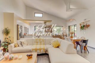  Maison  vendre 6 pices 145 m