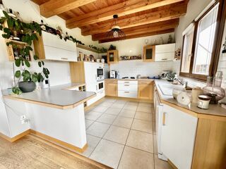  Maison à vendre 8 pièces 145 m²