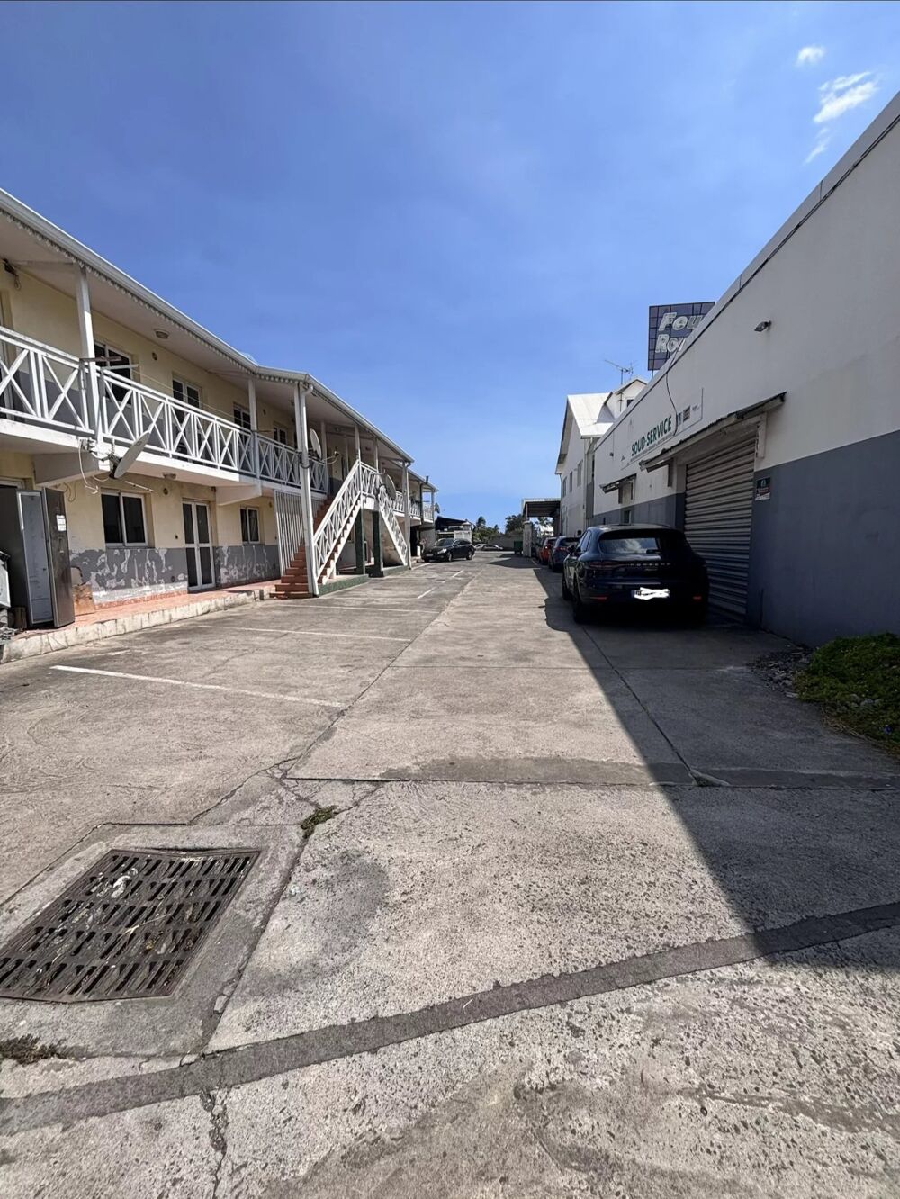   Local - 1 pièce - 20 m2 Saint-louis