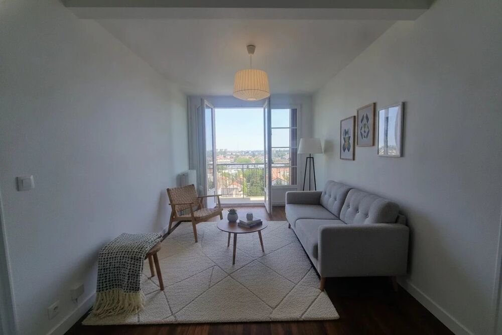 Vente Appartement APPARTEMENT 4 PIÈCES – MONTREUIL – DERNIER ÉTAGE – VENDU LOUÉ Montreuil