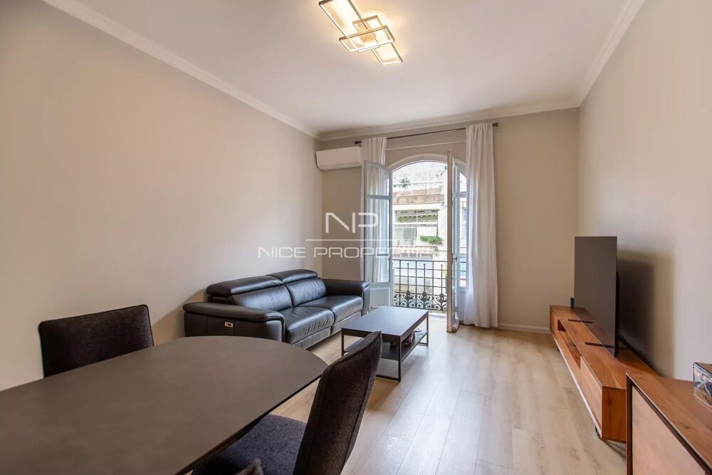 Nice Carré d'or, superbe 3 Pièces rénové, traversant 4ème étage,