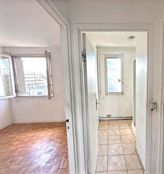 Vente Appartement CAUDÉRAN – T4 AU 4E ET DERNIER ÉTAGE – BALCON – FORT POTENTIEL Bordeaux