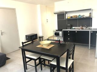  Appartement à louer 2 pièces 37 m²