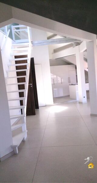  Appartement � vendre 5 pi�ces 240 m�