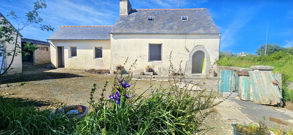 EXCLUSIVITÉ - CHARMANTE MAISON À RÉNOVER À PRAT - 2 CHAMBRES