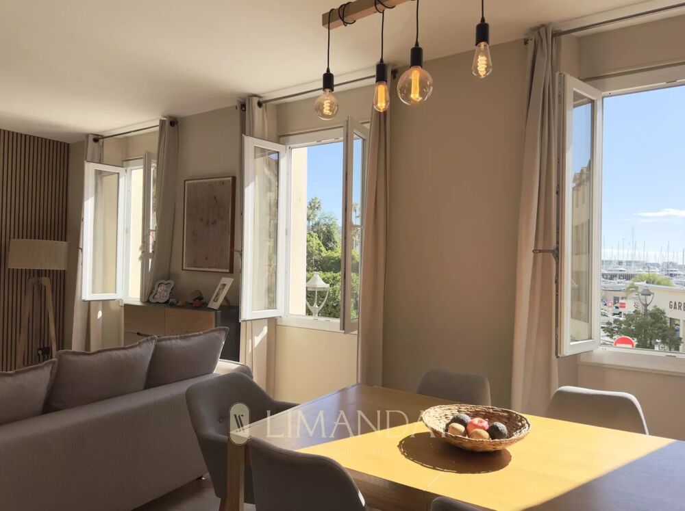 Vente Appartement Cannes Centre – Appartement Lumineux avec Vue sur le Port Cannes