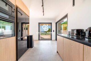  Villa à vendre 6 pièces 223 m²