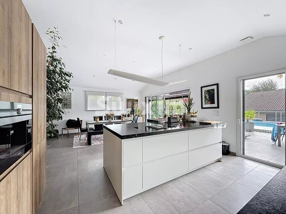 � vendre  Maison Divonne-les-Bains (01220)