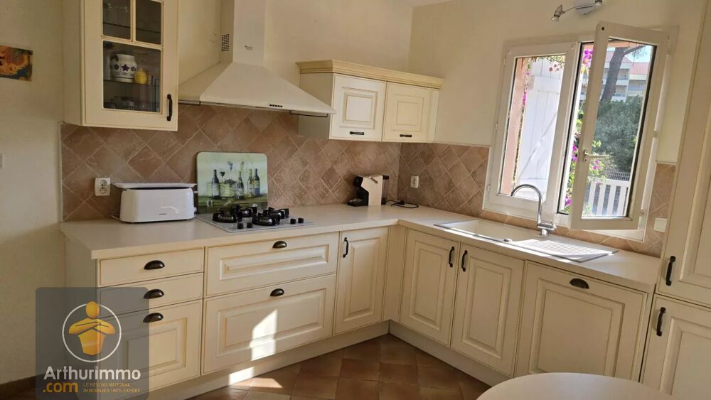 Vente Maison Charmante maison 4 pièces à Bormes-les-Mimosas Bormes-les-mimosas