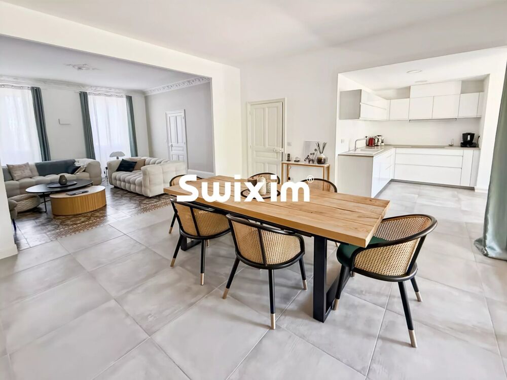 Belle maison de maitre rénovée avec jardin et piscine
