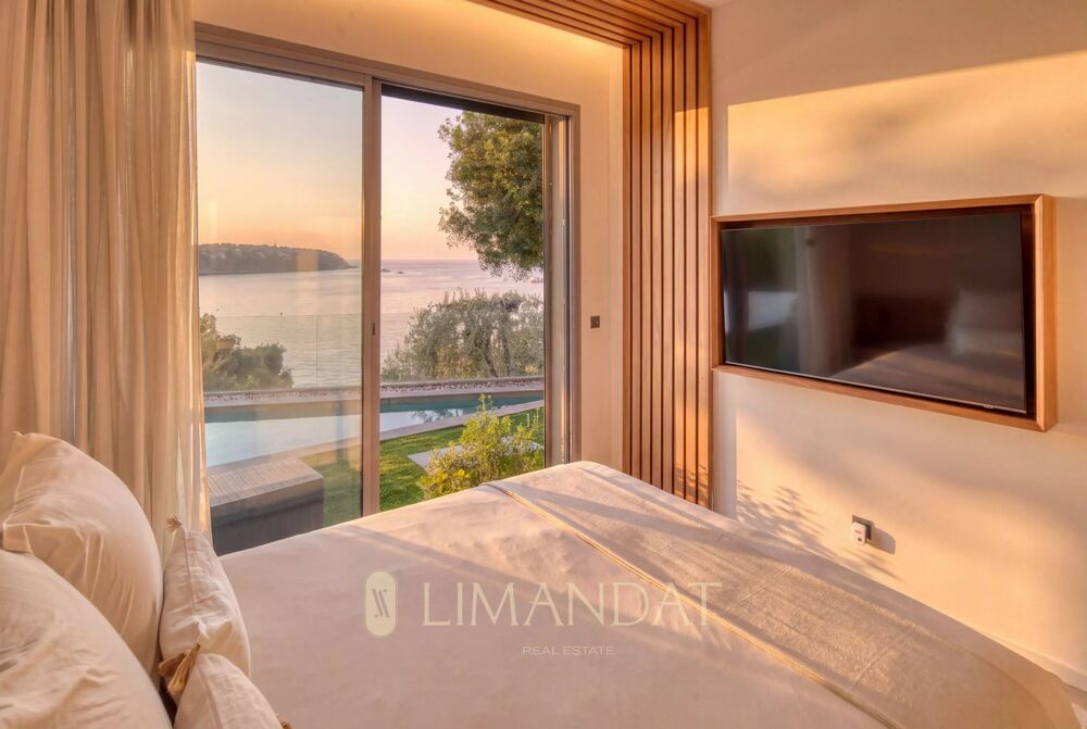 à vendre  Villa Roquebrune-Cap-Martin (06190)