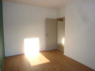  Appartement à louer 3 pièces 69 m²