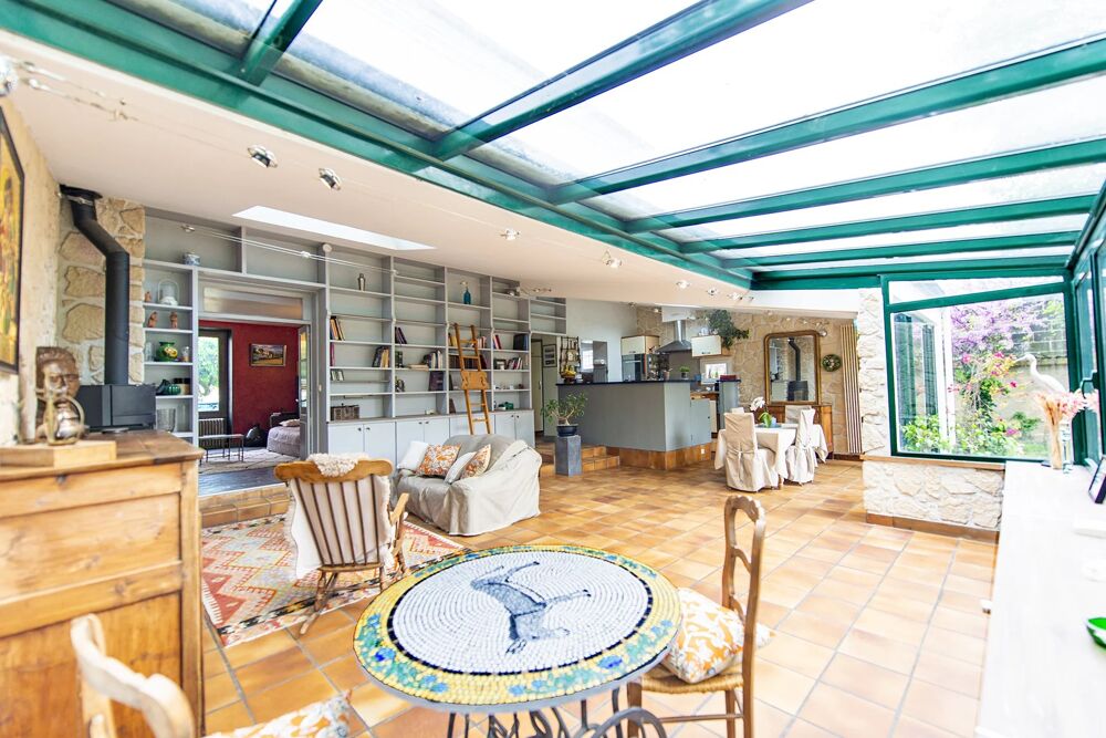 Propriété de caractère paisible de 210m2 habitable