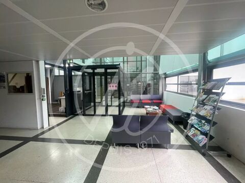   A LOUER BUREAUX AMÉNAGÉS 1 500 m² + 60 PARKINGS – Dothémare 