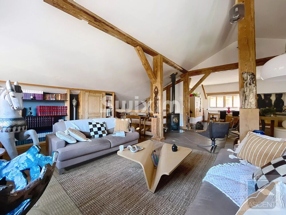 Appartement duplex à vendre à Saint-Gervais.