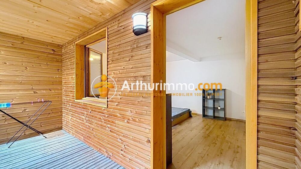 STUDIO MEUBLE avec terrasse !