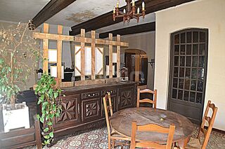  Maison  vendre 9 pices 239 m