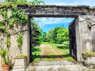  Maison � vendre 9 pi�ces 338 m�