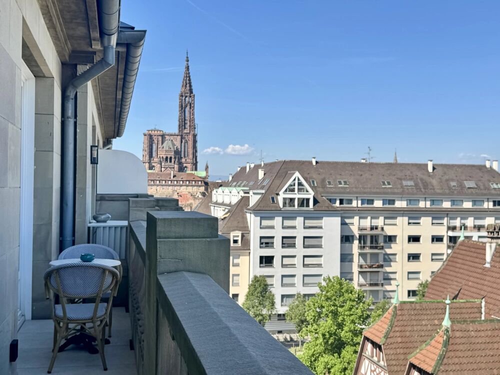 STRASBOURG CENTRE, appartement d'exception de 115 m² dans immeub