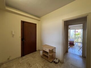  Appartement à louer 3 pièces 100 m²