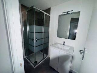  Appartement à louer 2 pièces 37 m²