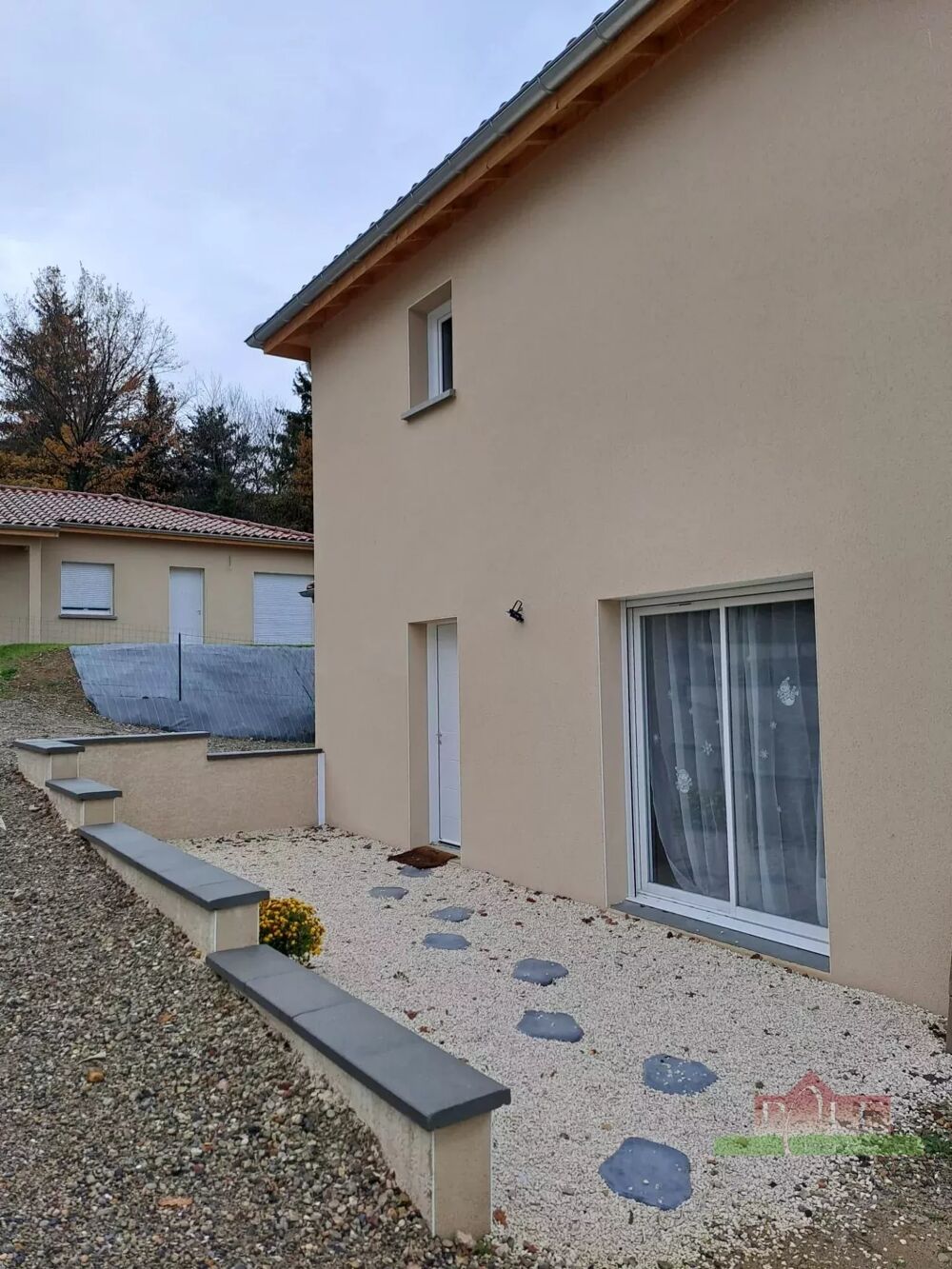 ESTRABLIN, Villa T4 (2023) de 101 m² avec jardin de 452 m²