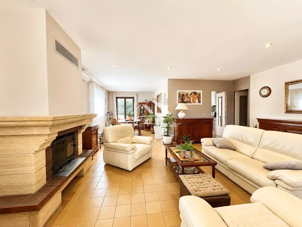 Saint-Martin-de-Valgalgues - Maison de plain-pied avec piscine,