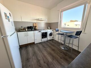  Appartement à louer 2 pièces 50 m²
