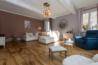  Maison  vendre 7 pices 222 m