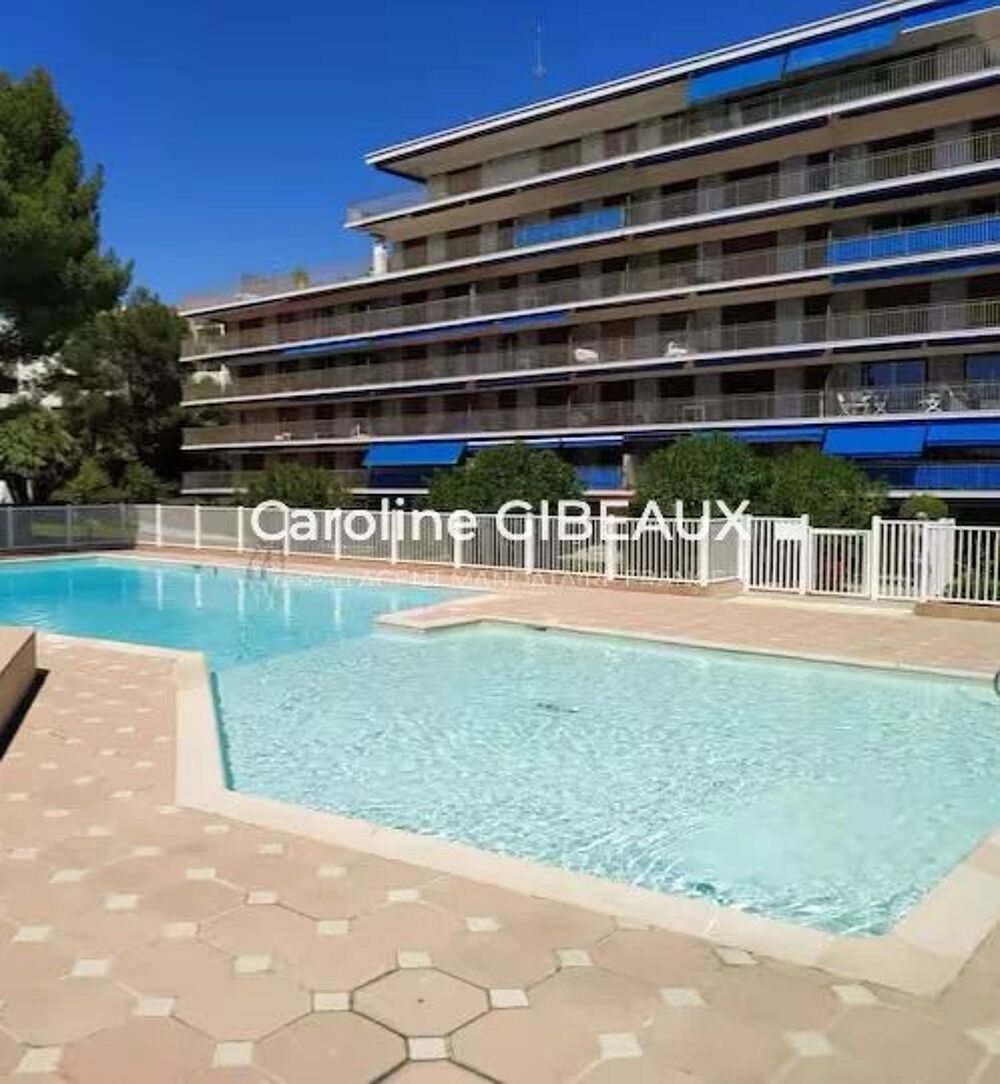 Vente Appartement EXCLUSIVITÉ – PORT DE SANTA LUCIA – STUDIO RÉNOVÉ AVEC PISCINE Saint-raphaël