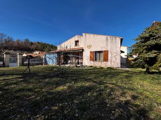  Maison � vendre 9 pi�ces 148 m�