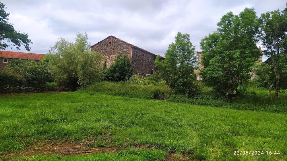 GRANGE EN PIERRES AVEC GRAND TERRAIN