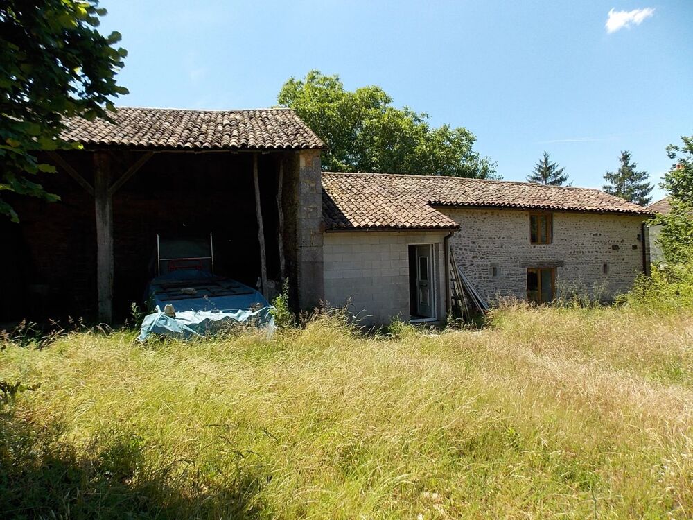 Vente Maison Petite grange  rnover -  6 kms de Civray Savign