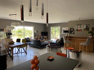  Maison  vendre 6 pices 180 m