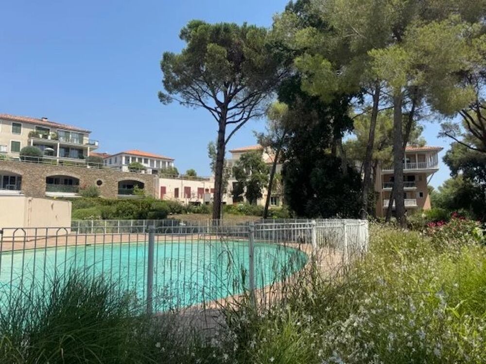 Vente Appartement Très joli 4P dans domaine sécurisé avec piscine - à pied de la m Cavalaire-sur-mer