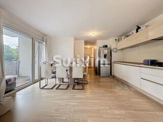  Appartement � vendre 4 pi�ces 83 m�